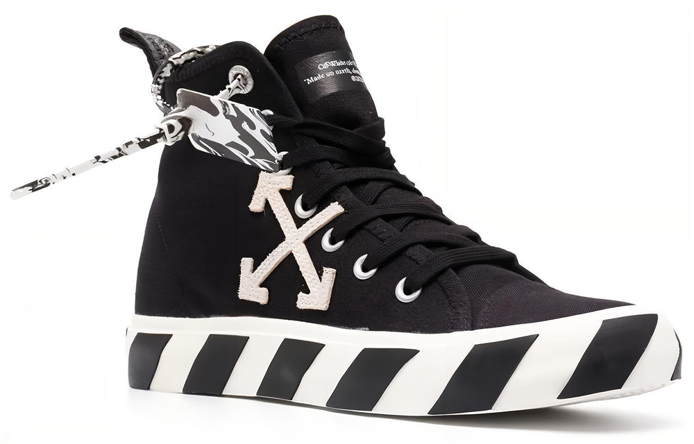 OFF-WHITE Vulcanized mid-top fashion sneakers men's black and white