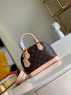 Louis Vuitton Alma BB
