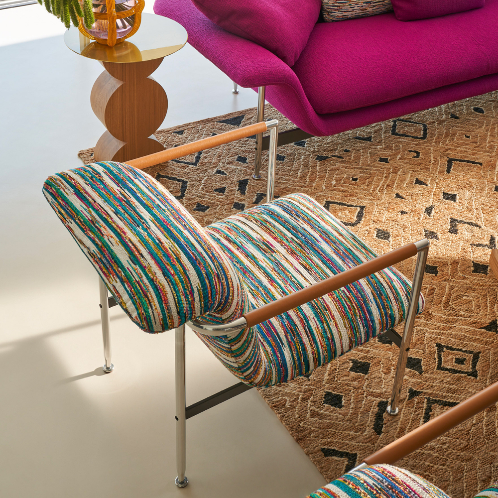 Кресло Cassina ESOSOFT ARMCHAIR