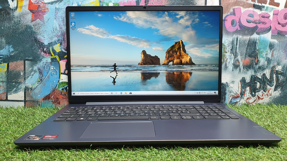 Ноутбук Lenovo Ryzen 3/8 Gb/FHD/IdeaPad 3 15ALC6 [82ku00jqrk]/Windows 10