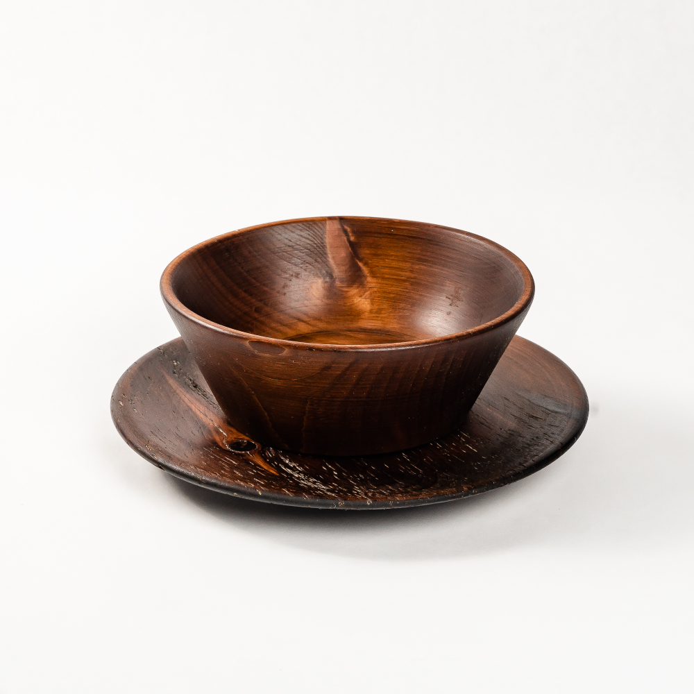 Набор деревянных тарелок из дерева сибирский кедр - 2 шт. TN75