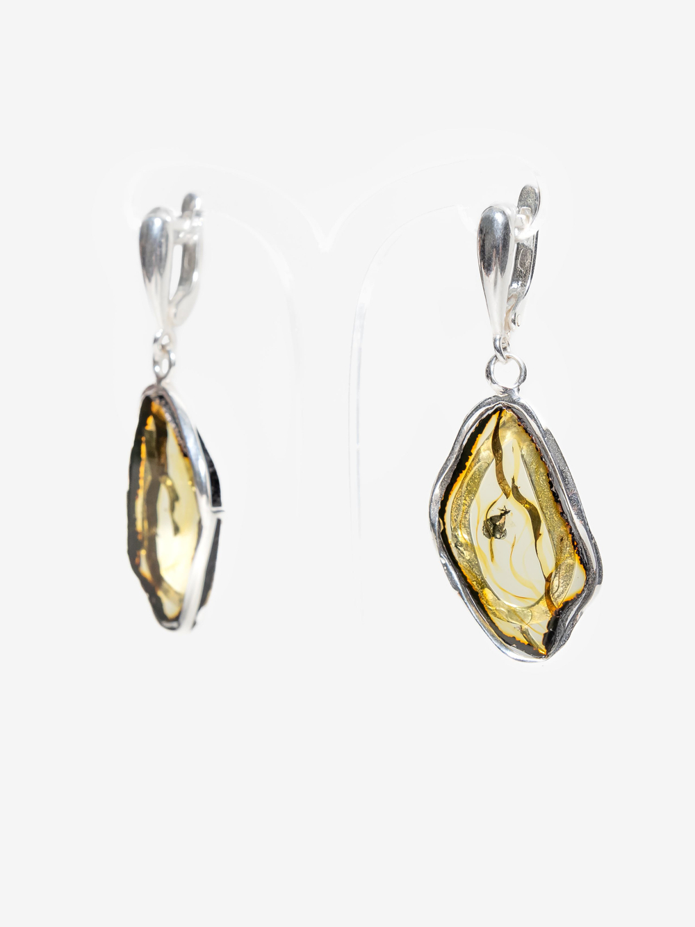 Уникальные серебряные серьги с цельным пейзажным янтарем, серебро 925 пробы