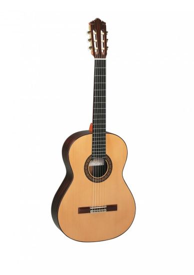 Гитара классическая 4/4 PEREZ 650 Cedar