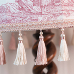 Антикварный торшер со столиком