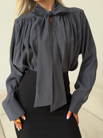 Блуза с бантом серый