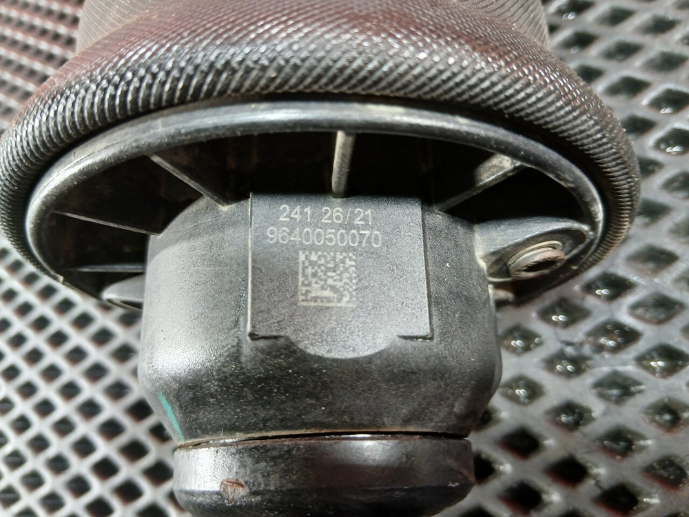 Подушка кабины передняя 2022г.