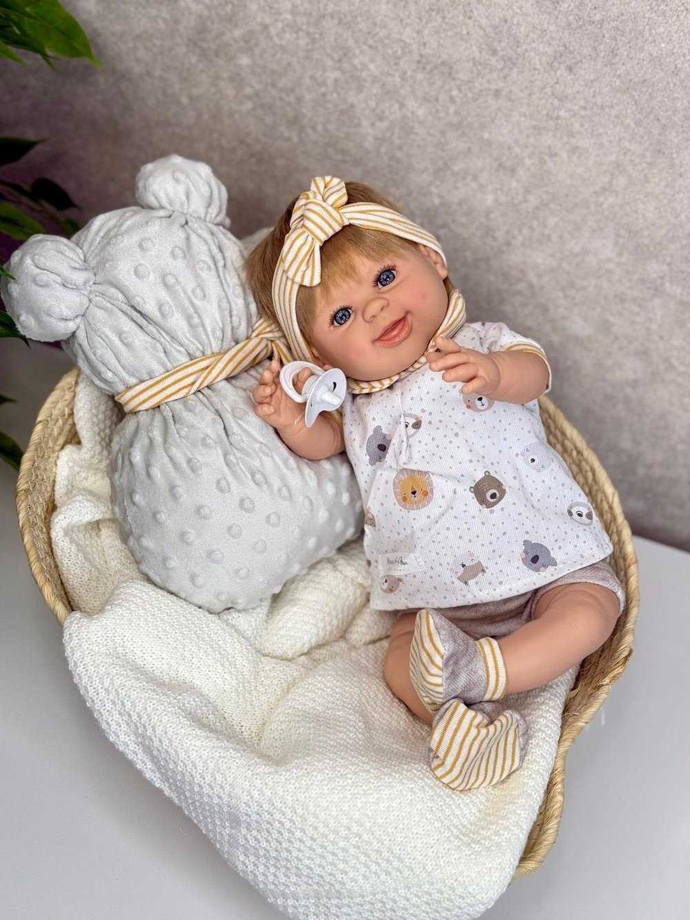 Кукла Marina and Pau 45cм Rosie мягконабивная (M1168K)