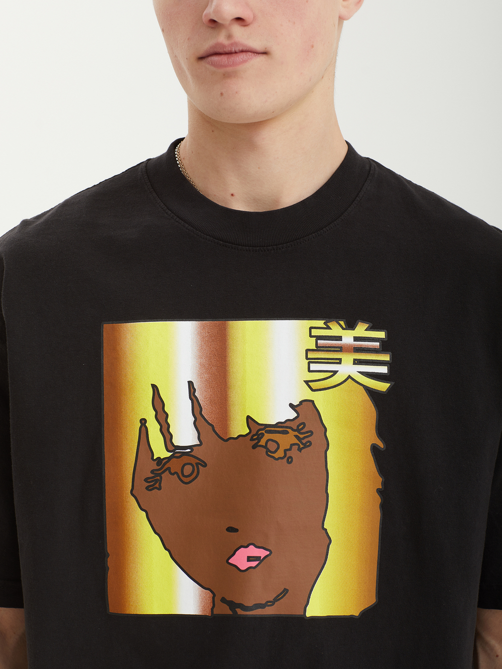 Мужская Футболка B.eautiful X Sara Yukiko Mon B.e Girl