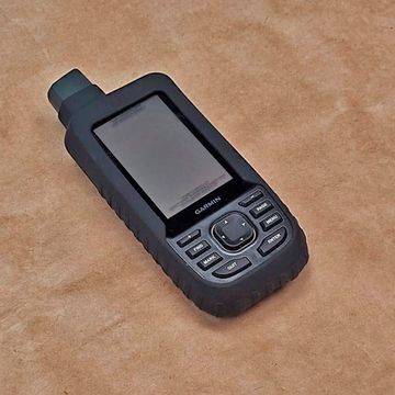 Чехол для Garmin GPSMAP 67/66 силиконовый (Черный)