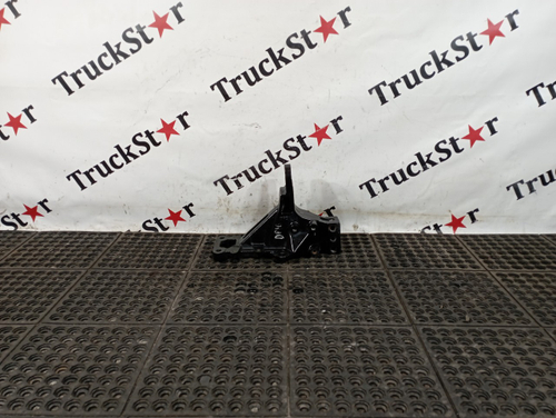 Кронштейн задней подвески кабины левый 2023г.