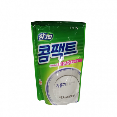 LION CHARMGREEN Refill Средство для мытья посуды, овощей и фруктов "CHARMGREEN" Зелёный чай 500г