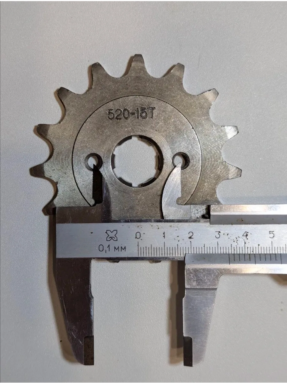 + - Звезда ведущая для эндуро, квадроцикла (520-15Т) 20мм