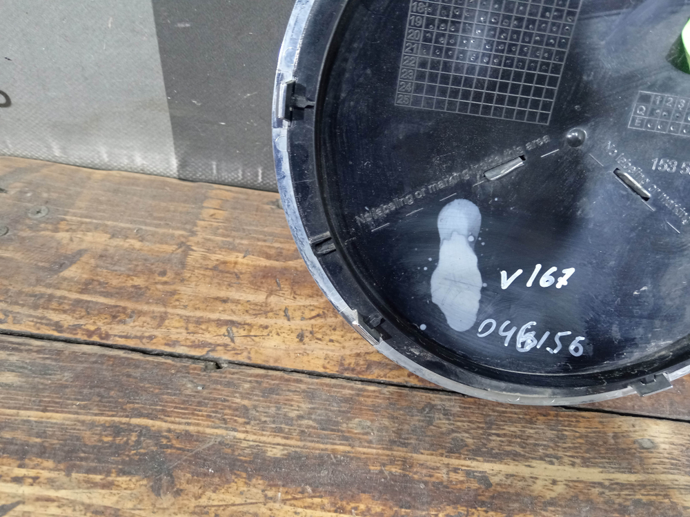 Эмблема решетки радиатора Mercedes GLE (V167), GLC (X253) 18-нв Б/У Оригинал A0008800100