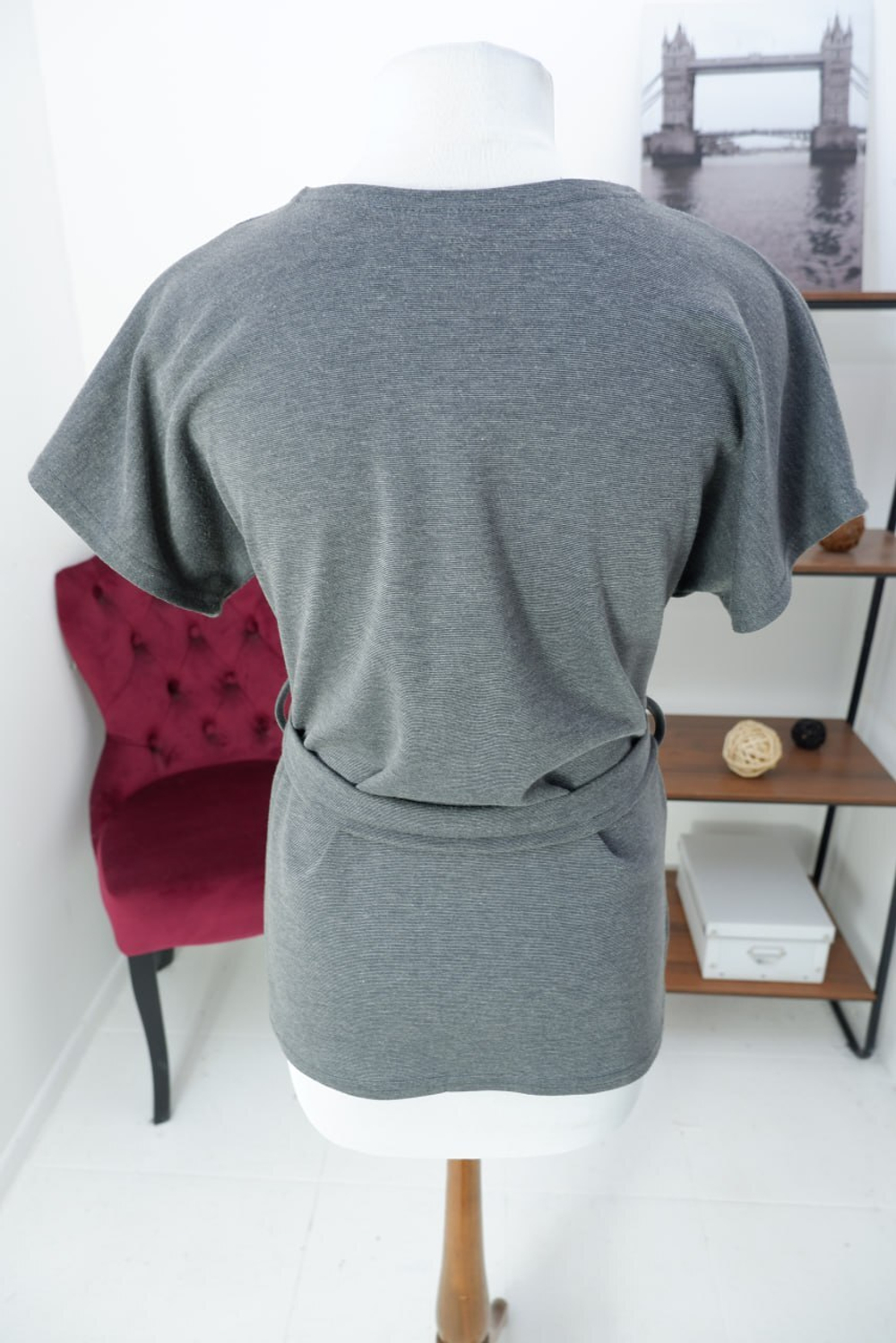 Кардиган Made in Kyrgyzstan из вискозы с поясом 48 размер