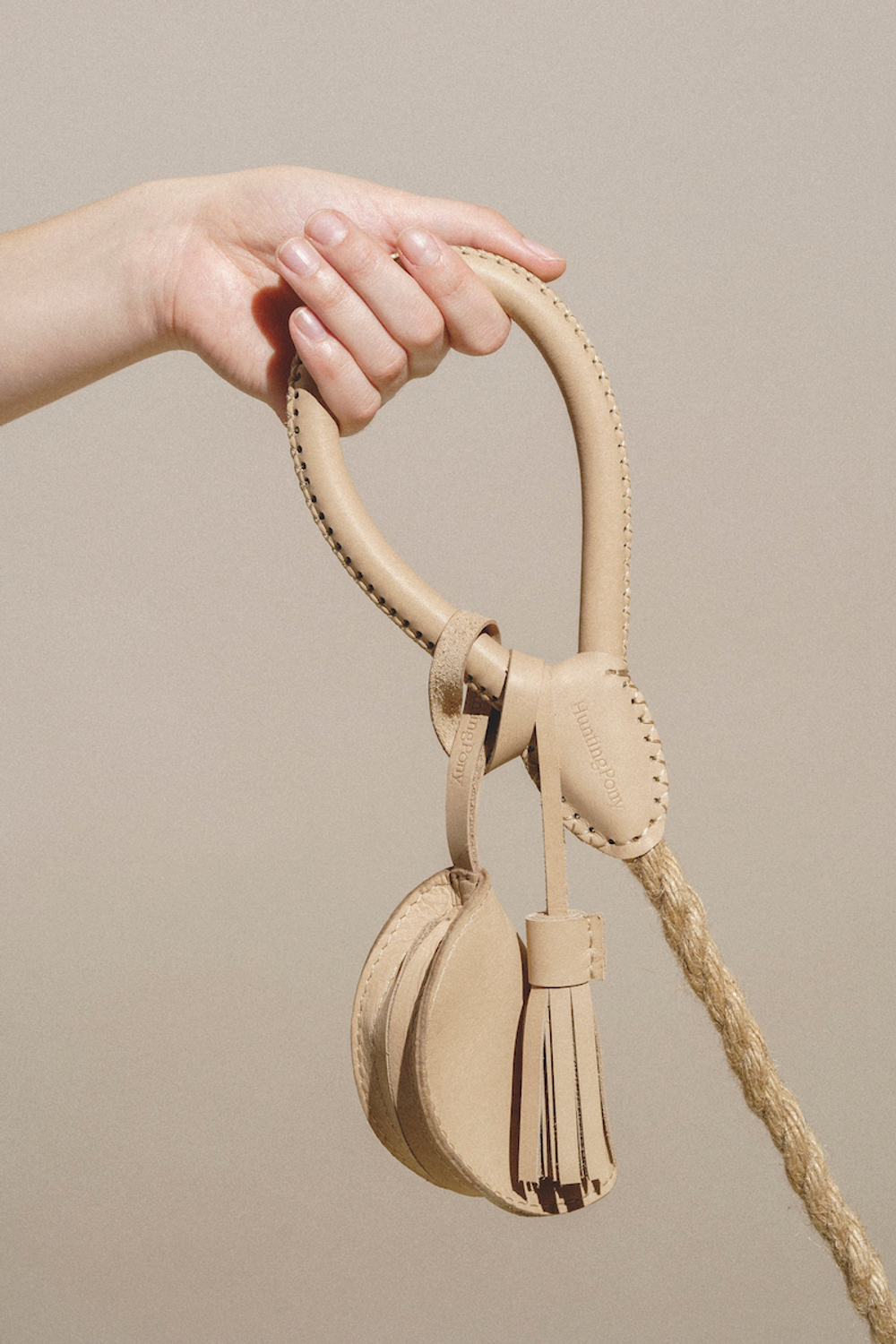 Поводок "Кантри-пони" Бежевый (льняной канат)