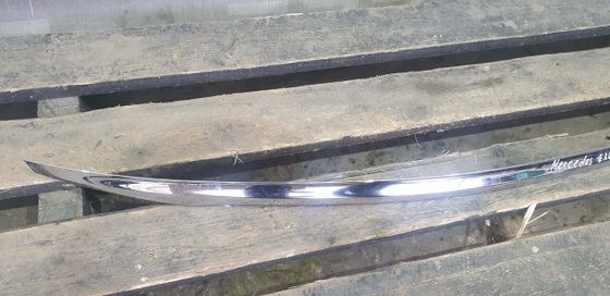 Молдинг крышки багажника Mercedes E (W213) 16-21 Б/У Оригинал A2137570000