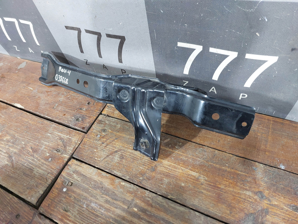 Кронштейн замка капота Toyota RAV4 IV (XA40) 12-19 Б/У Оригинал 5208542050