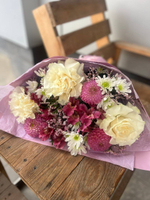 Букет в бело-фиолетовой гамме