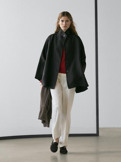 Massimo Dutti Драпированная накидка с пуговицами и оборками, черный