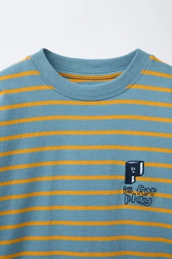 ZARA ФУТБОЛКА В ПОЛОСКУ С ВЫШИВКОЙ, СИНИЙ
