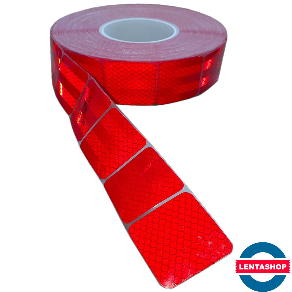 Красная сегментированная светоотражающая лента 104R для контурной маркировки 50 мм х 50 м