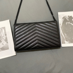 Saint Laurent WOC 22 cm
