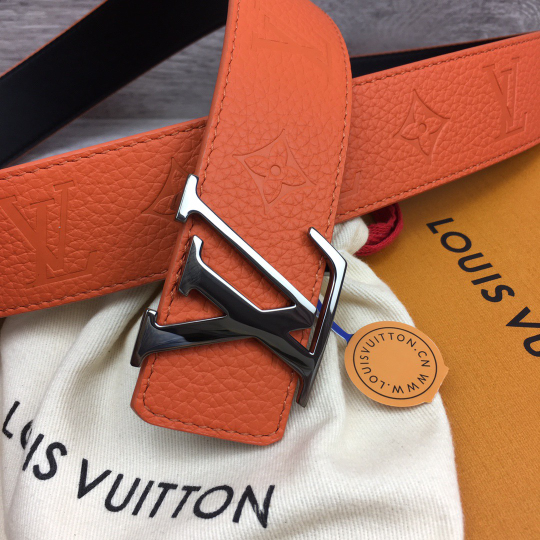 Ремень классический из натуральной кожи