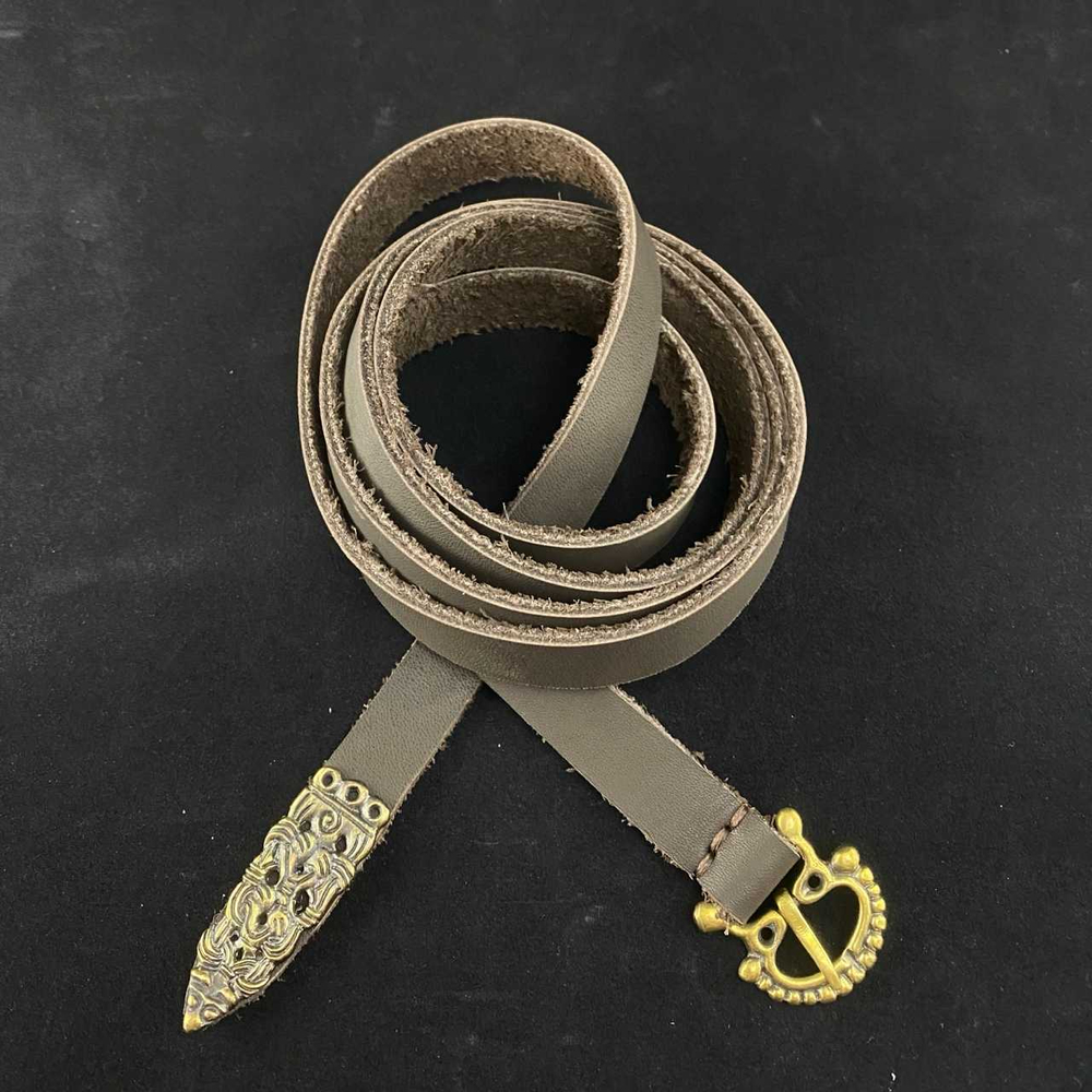 Ремень. Бирка 10 в.