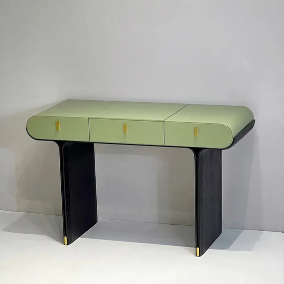 Туалетный столик с зеркалом и ящиками 4834