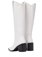 Женские удлинённые казаки из кожи