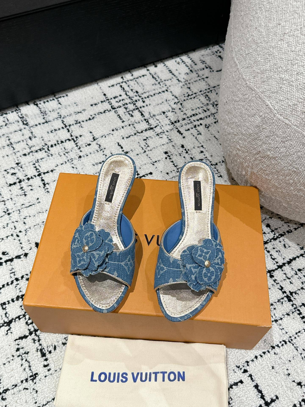Louis Vuitton Heel