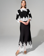 Юбка длины макси с отделкой французским кружевом