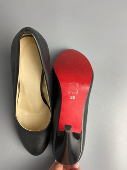 Туфли черные 39 размер