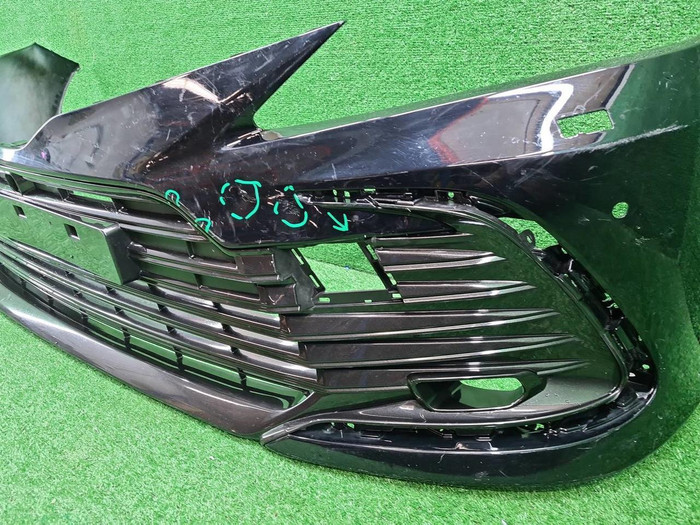 Бампер передний Toyota Camry xv70 (2020-н.в.)
