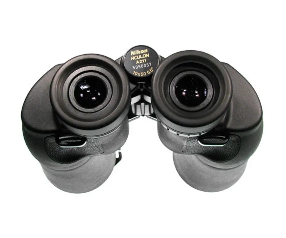 Бинокль Nikon Aculon 10x50