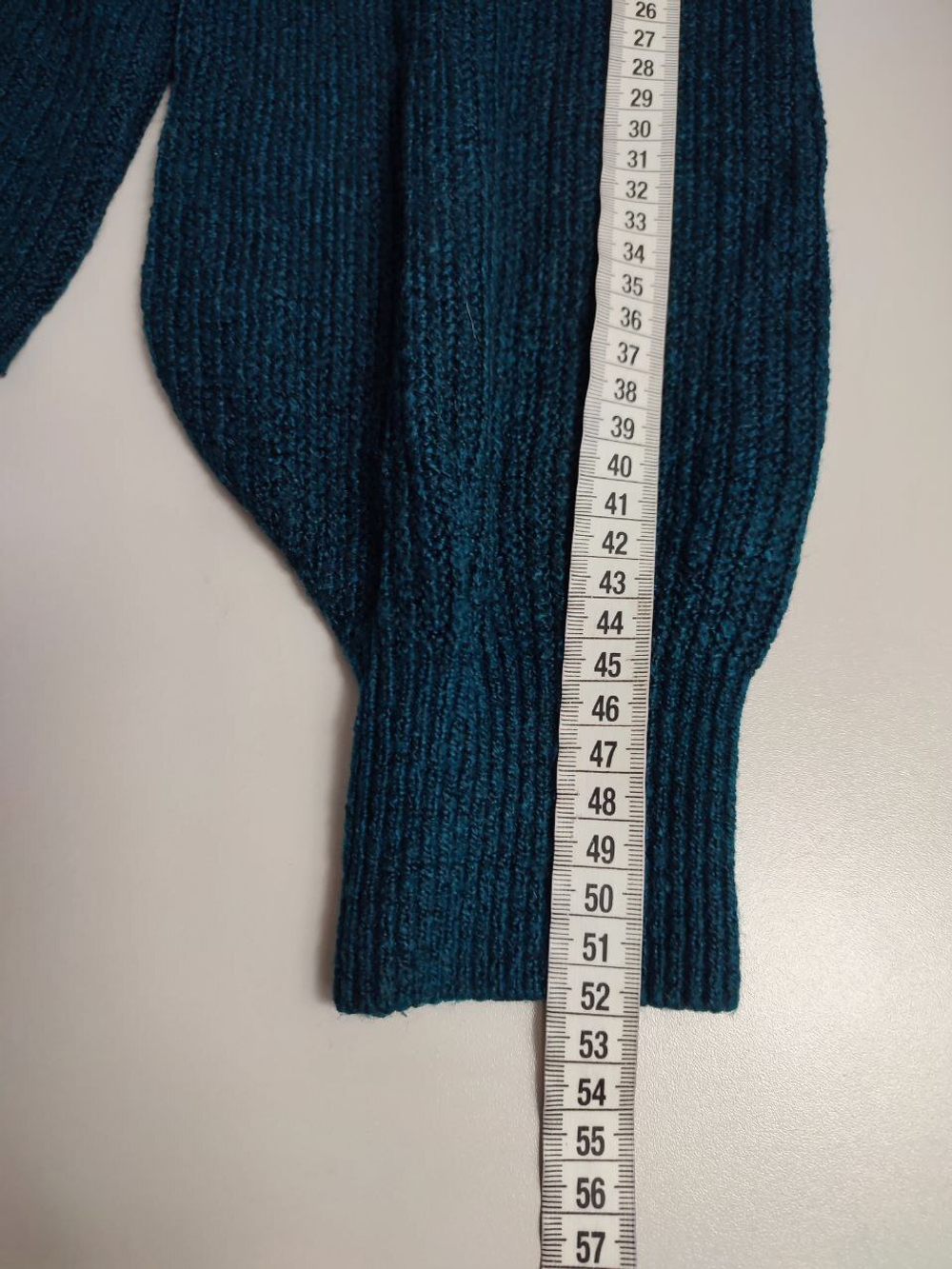 Джемпер Df Young лаконичный 44 размер