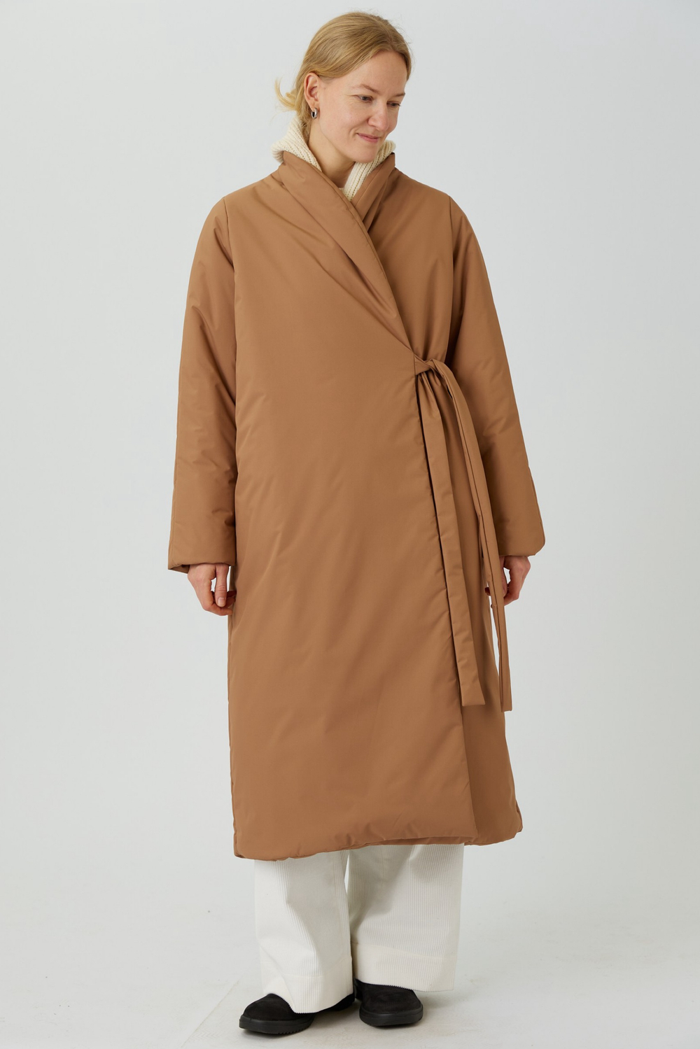 Зимнее пальто на запах из песочной мембраны