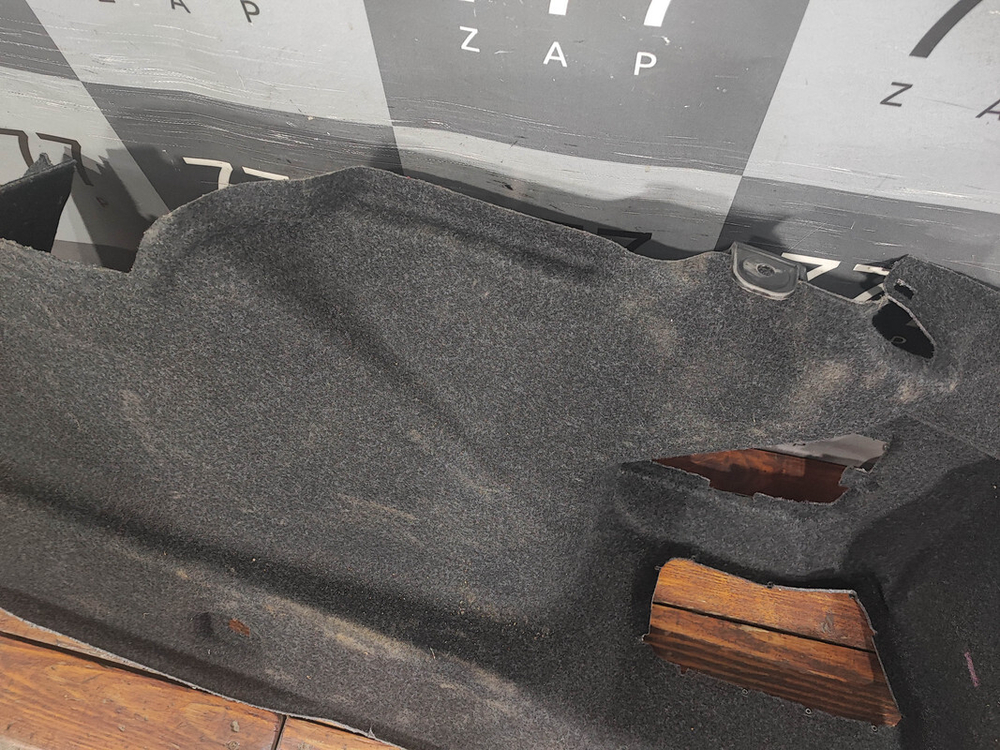 Обшивка багажника правая BMW 5-Series (G30) 17-нв Б/У Оригинал 51477373570