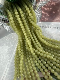 Нить бусин из тонированного кварца 8мм, гладкие