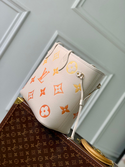 Louis Vuitton Neverfull MM