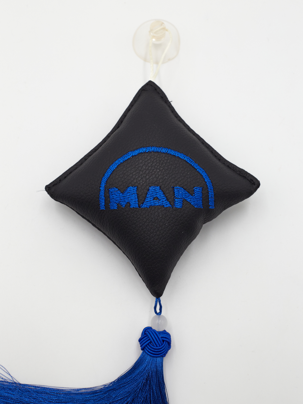 Ромб объемный на присоске MAN (экокожа, черный, синяя вышивка, кисть)