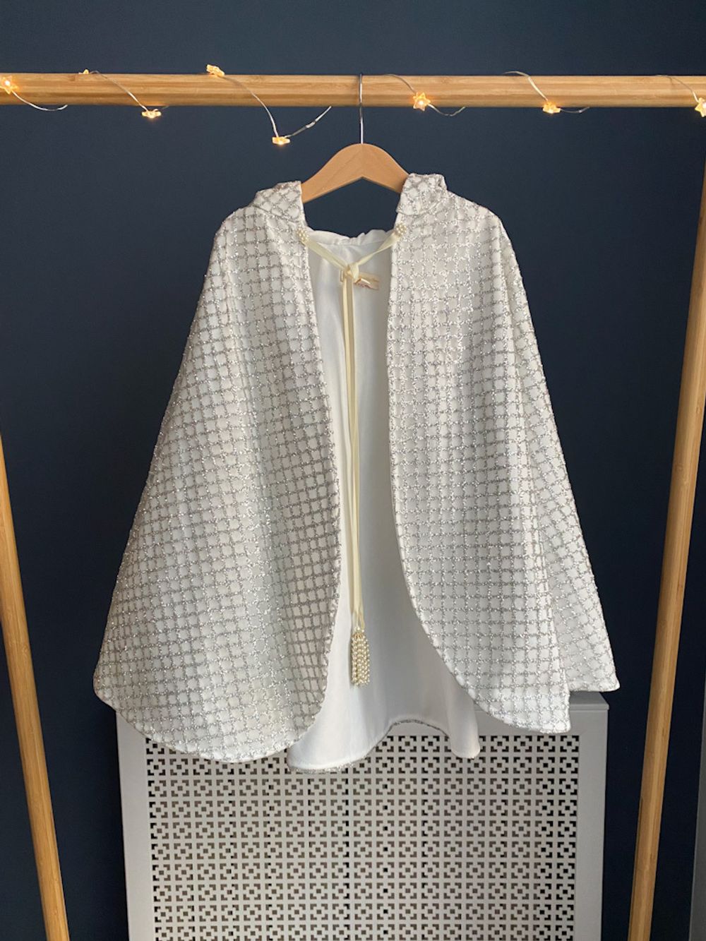 Платье и кейп Lerede by Angelika Revva, 104