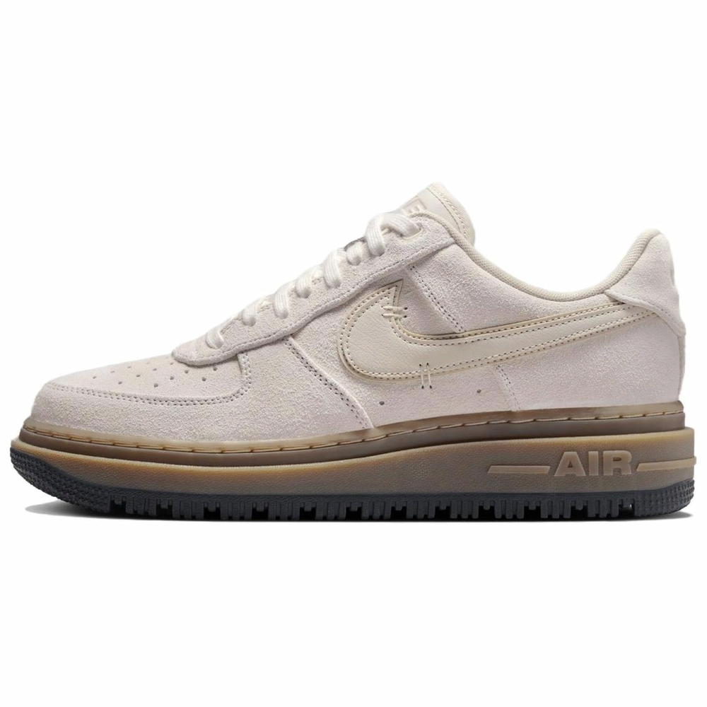 Кроссовки Nike Air Force 1 Luxe