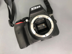 Nikon D3300 Kit 18-55mm 3.5-5.6G VR 2.900 кадров