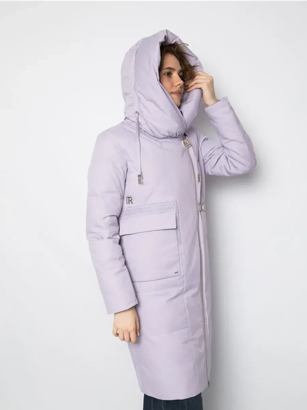 Куртка зимняя удлиненная с капюшоном