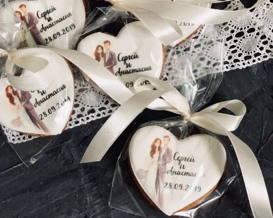 Пряники свадебные с женихом и невестой