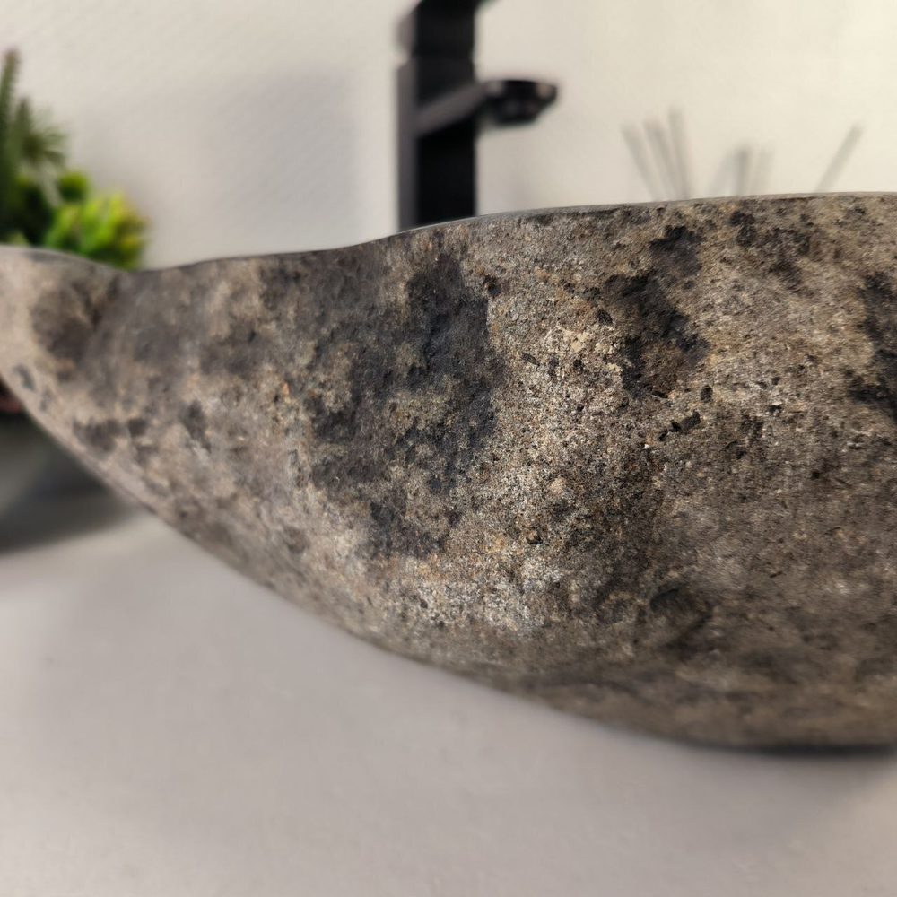 Раковина из речного камня RS-65488 48*42*15 0861