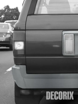 Аэрозольная грунт-эмаль по ржавчине 3 в 1 серебро краска для металла DECORIX 520 мл глянцевая в баллончике серебристая