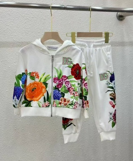 Костюм Dolce&Gabbana