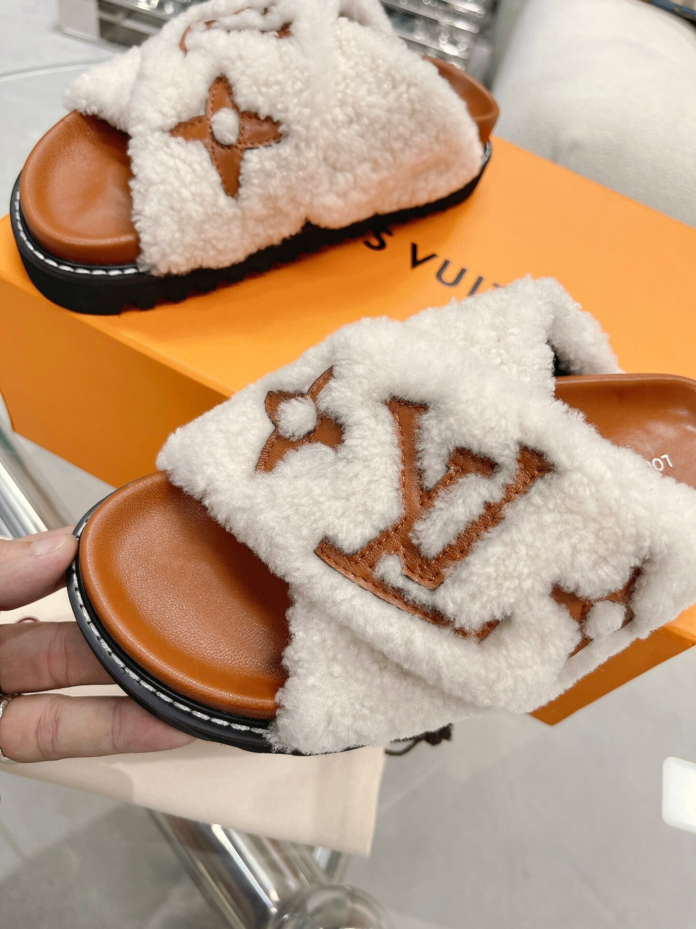 Louis Vuitton Paseo Flat Comfort Mule